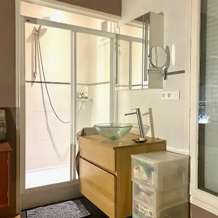 Διαμέρισμα De Charme Pres Montmartre *