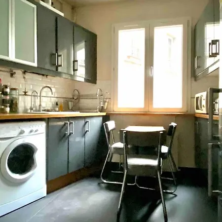 De Charme Pres Montmartre *